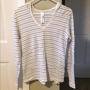 Closing 8/31... Lole long sleeve t-shirt